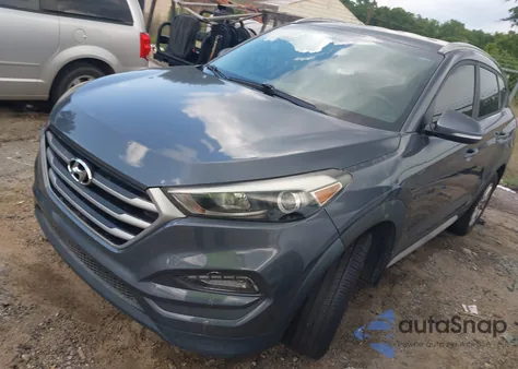 2017 Hyundai Tucson Se Plus z USA, uszkodzony, nr VIN KM8J33A43HU440700